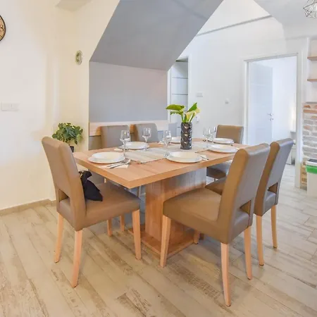 House Roko And Karla *