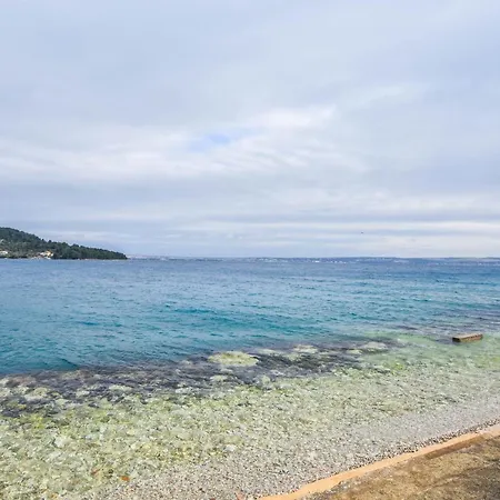 House Roko And Karla Vikendica